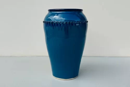 Large-scale ceramic pottery for landscape architecture and hospitality